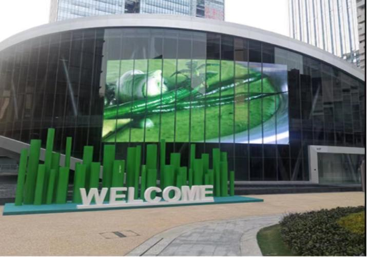 2024最有潛力的產品 ——LED貼屏膜(圖1) 11111111.png